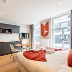 Renovated In The Heart Of Vibrant *