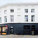 Renovated In The Heart Of Vibrant Apartmán Gent